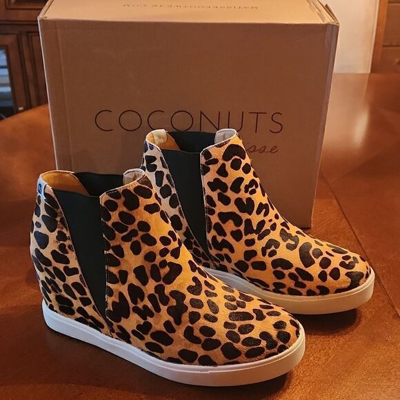 Coconuts by Matisse, 8.5, Leopard Animal Print Leather & Fur Ankle Slip On Boots - Picture 1 of 7